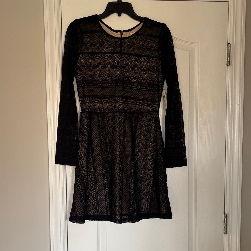 NWT! Altar’s State black/nude  Luccia lace dress!